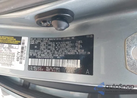 2006 Toyota Sienna Xle z USA, uszkodzony, nr VIN 5TDBA22C46S057929